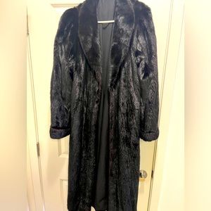 Women full length,full skin black Mink Coat great condition with cuffed sleeves
